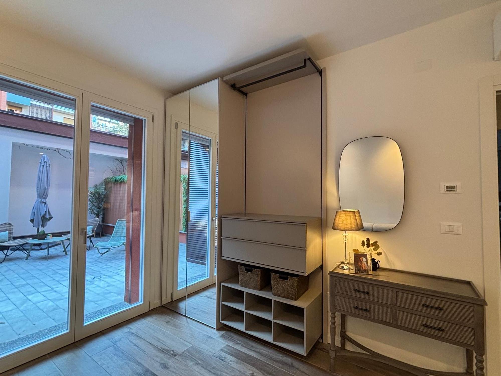 Smart House S.Orsola - Garage & Garden Apartment Bologna Exterior photo